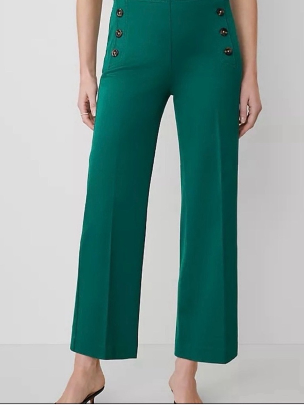 Ann Taylor The Sailor Grace Straight Crop Pant, size 4